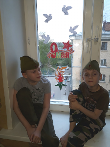 ЩЕЛУПАНОВЫ ВОВА И ВАДИМ "ОКНО ПОБЕДЫ"